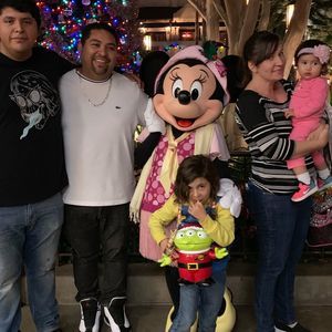 Meet your Posher, Cesar